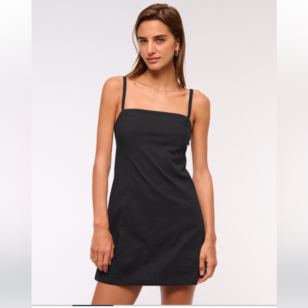 Seamed Stretch Skort